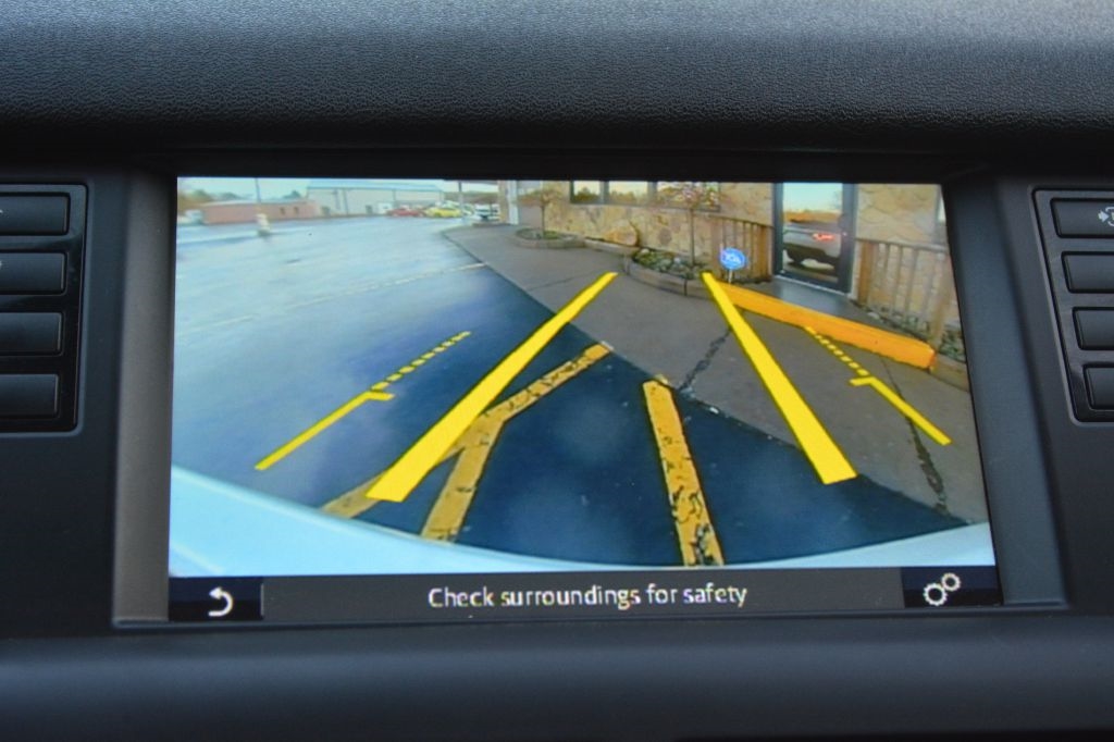 Land Rover Discovery Sport  2017