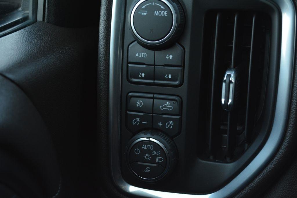 Chevrolet Silverado 1500  2021