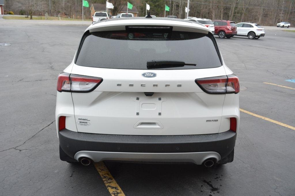 Ford Escape  2022