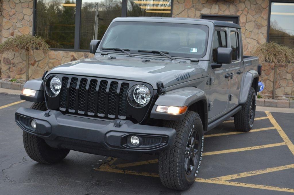2022 Jeep Gladiator SPORT