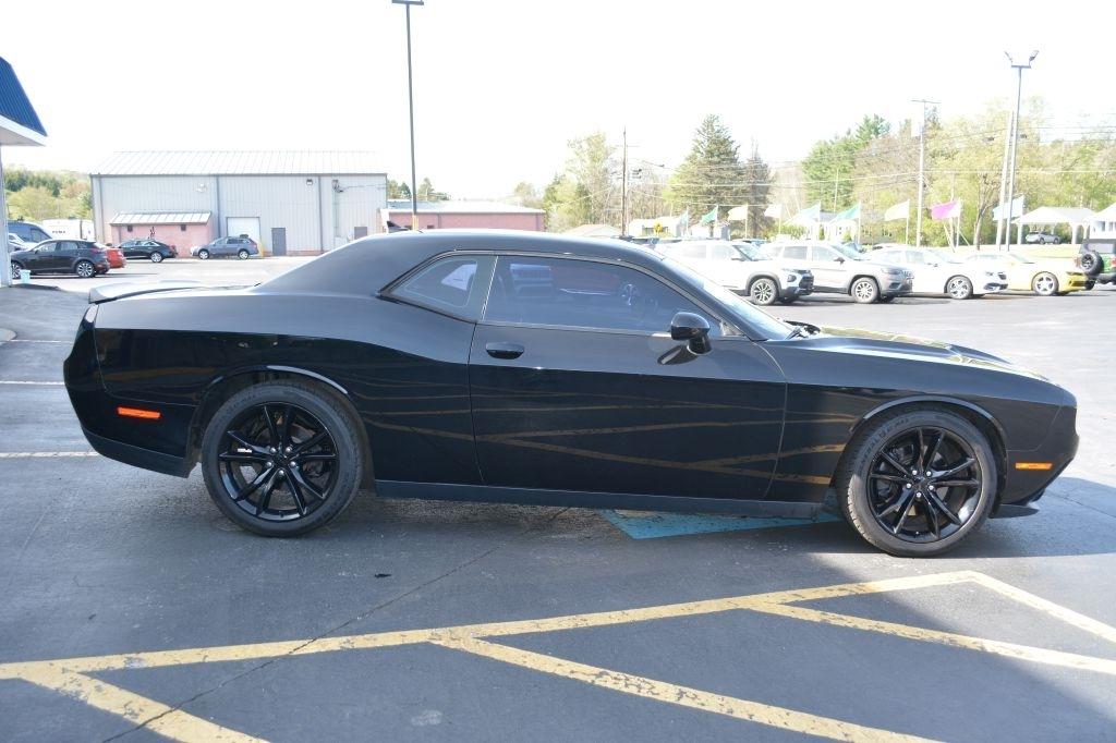 Dodge Challenger  2016
