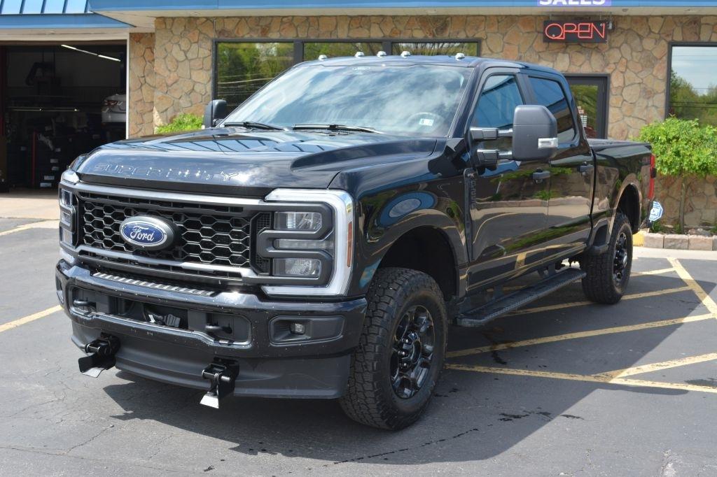 Ford F-250 SD  2024