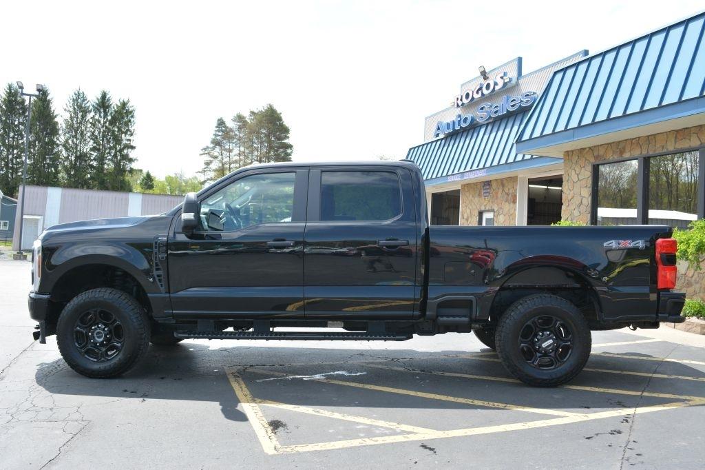 Ford F-250 SD  2024