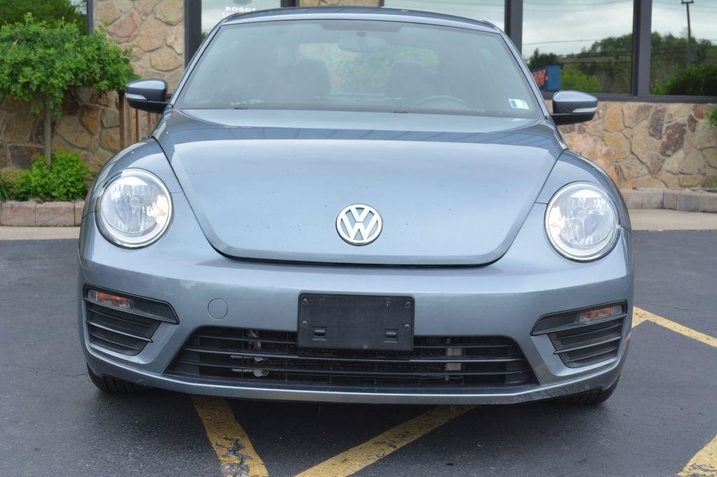 Volkswagen Beetle  2017