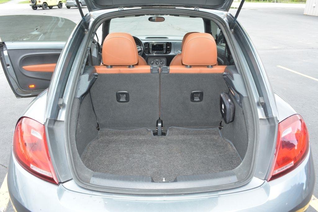 Volkswagen Beetle  2017