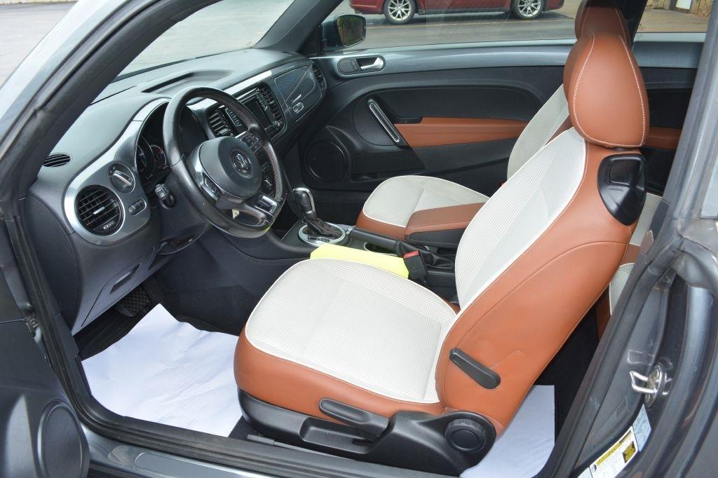 Volkswagen Beetle  2017