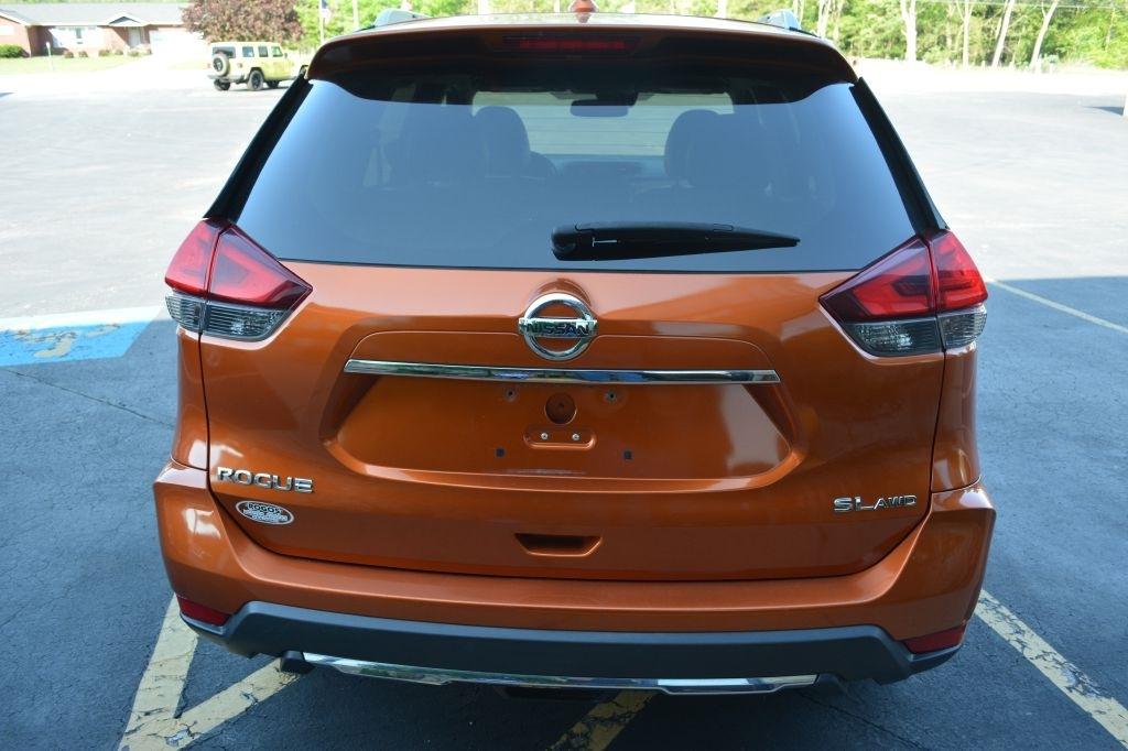 Nissan Rogue  2017
