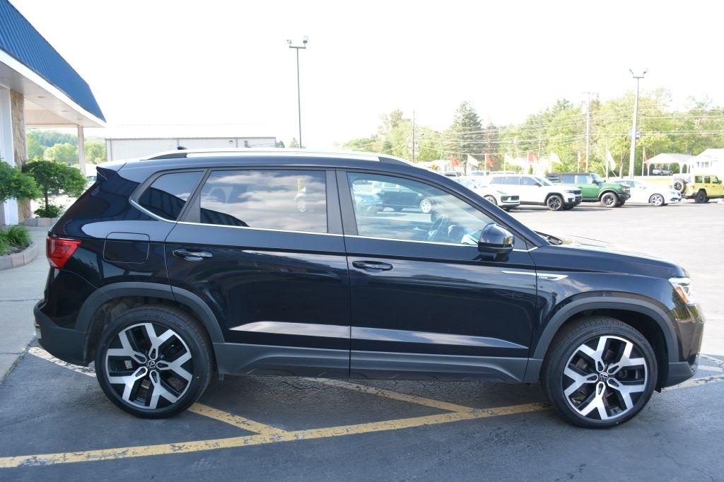 Volkswagen Taos  2022