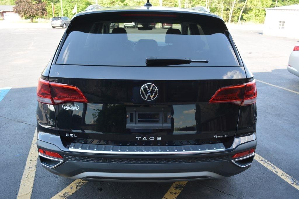 Volkswagen Taos  2022