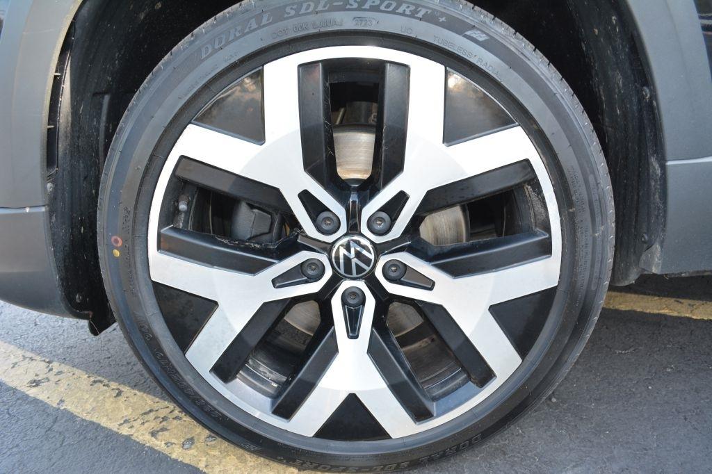 Volkswagen Taos  2022