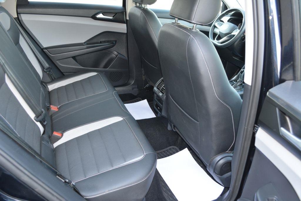 Volkswagen Taos  2022