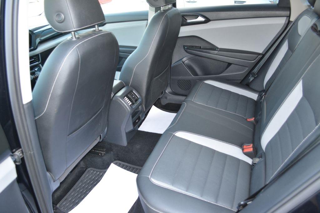 Volkswagen Taos  2022