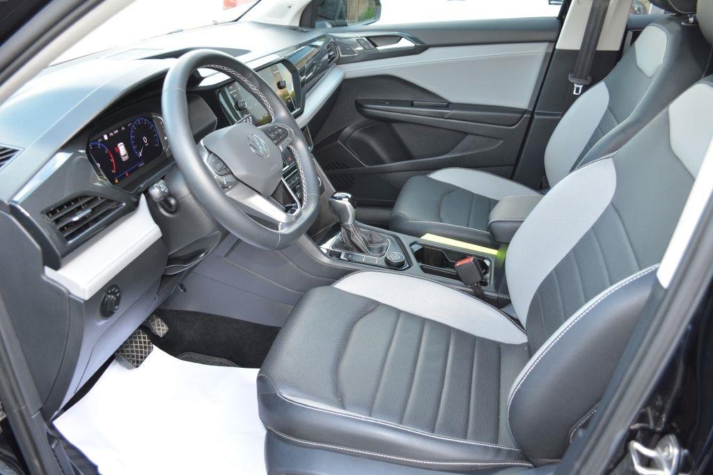 Volkswagen Taos  2022