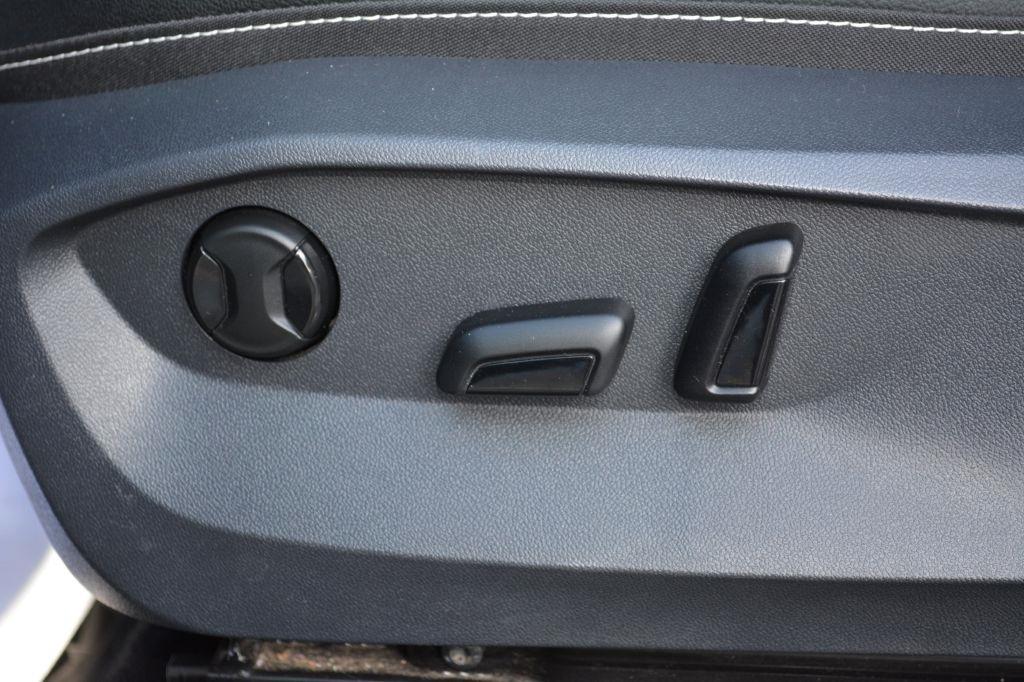 Volkswagen Taos  2022