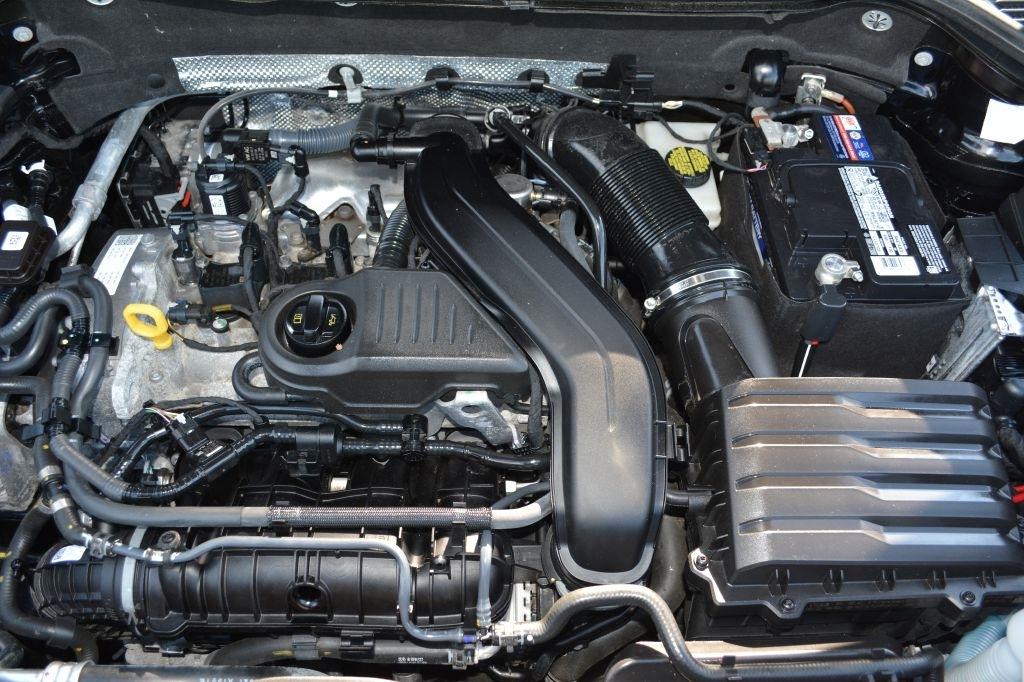 Volkswagen Taos  2022