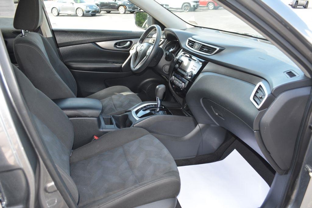 Nissan Rogue  2016