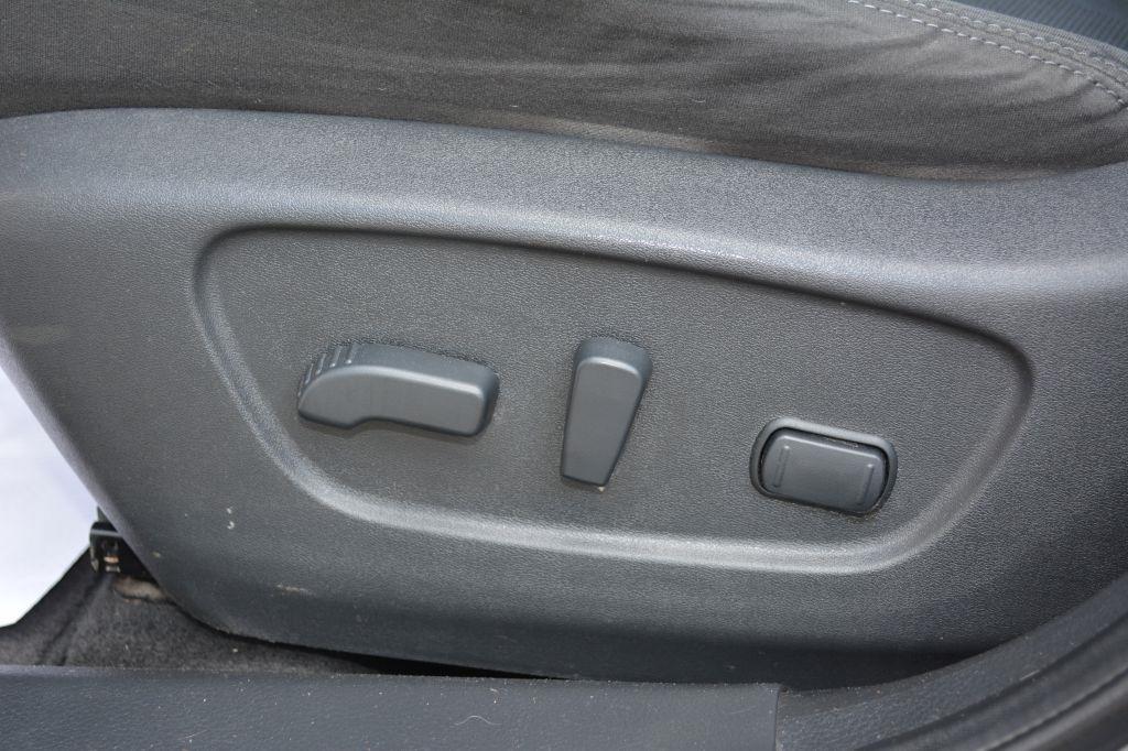 Nissan Rogue  2016