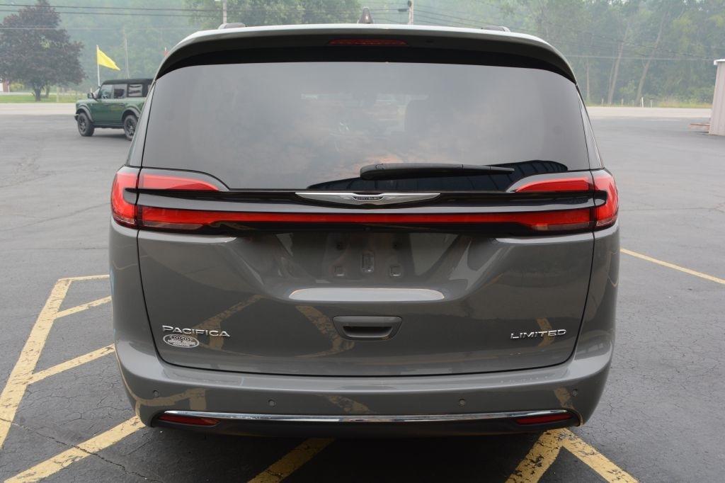 Chrysler Pacifica  2023