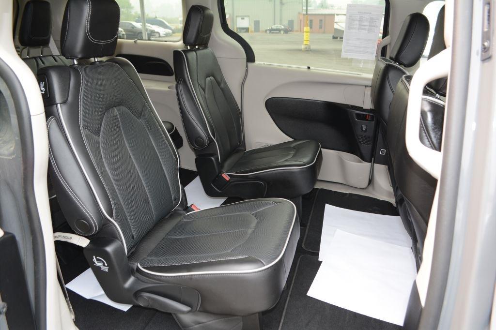 Chrysler Pacifica  2023