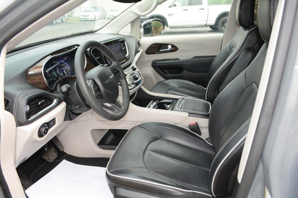 Chrysler Pacifica  2023