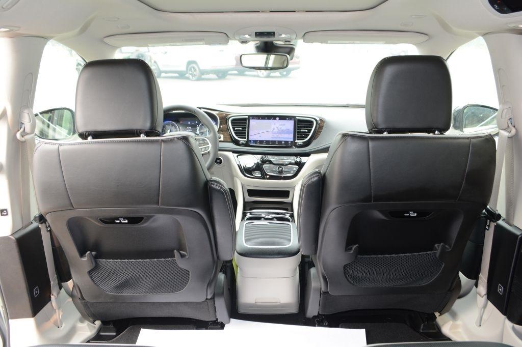 Chrysler Pacifica  2023