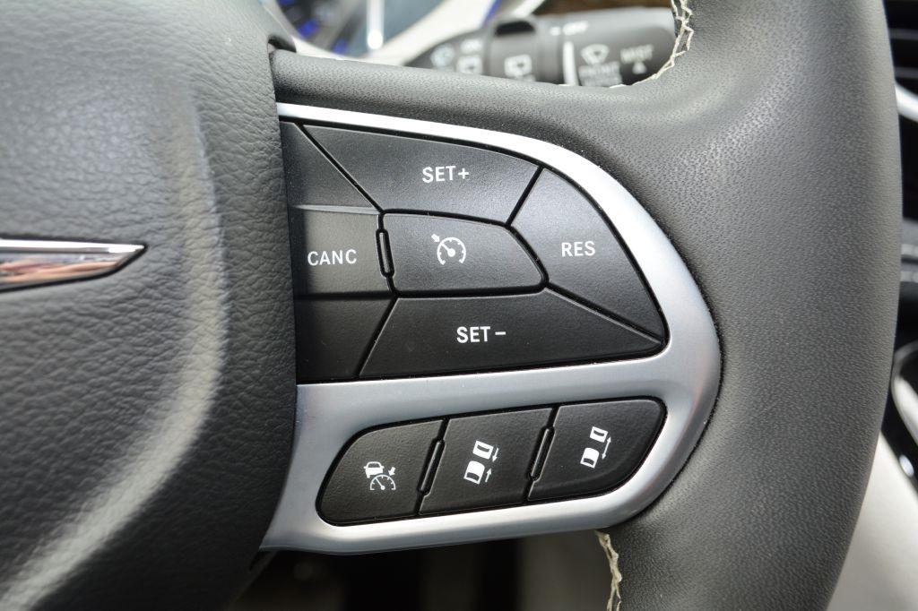 Chrysler Pacifica  2023