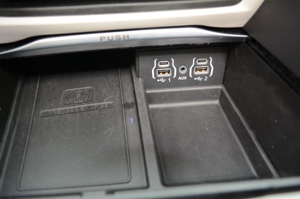 Chrysler Pacifica  2023