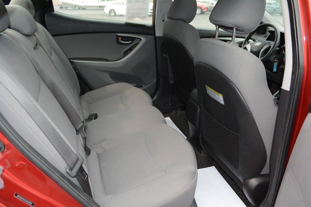 Hyundai Elantra  2014