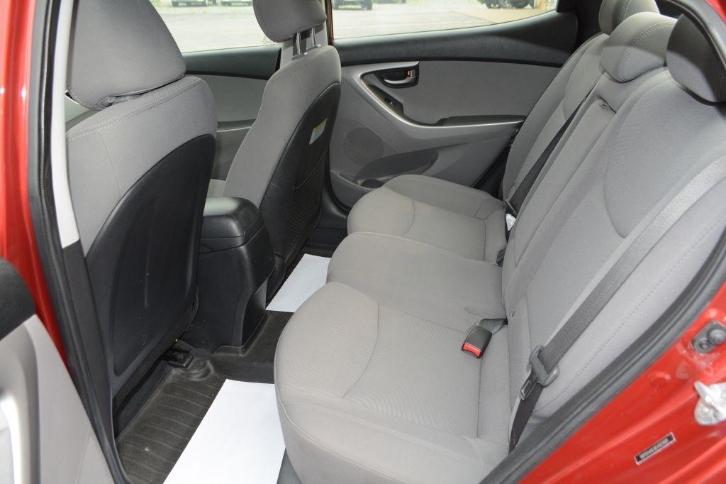 Hyundai Elantra  2014