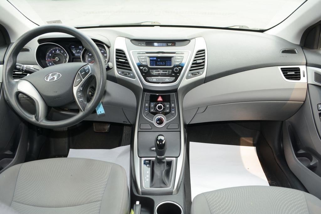 Hyundai Elantra  2014
