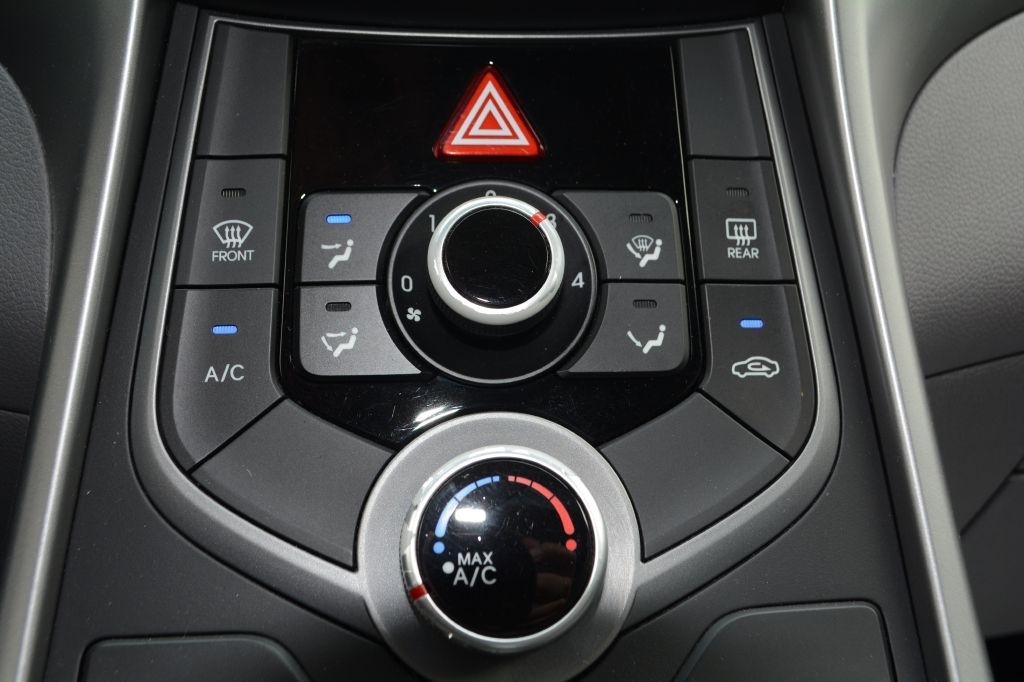 Hyundai Elantra  2014