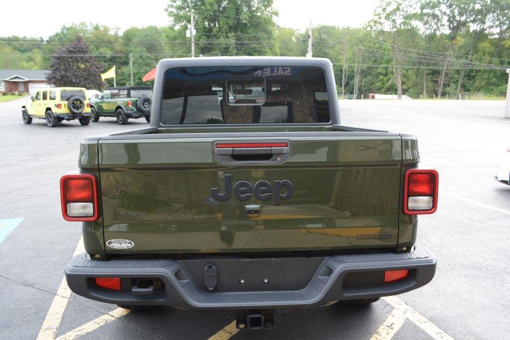 Jeep Gladiator  2021
