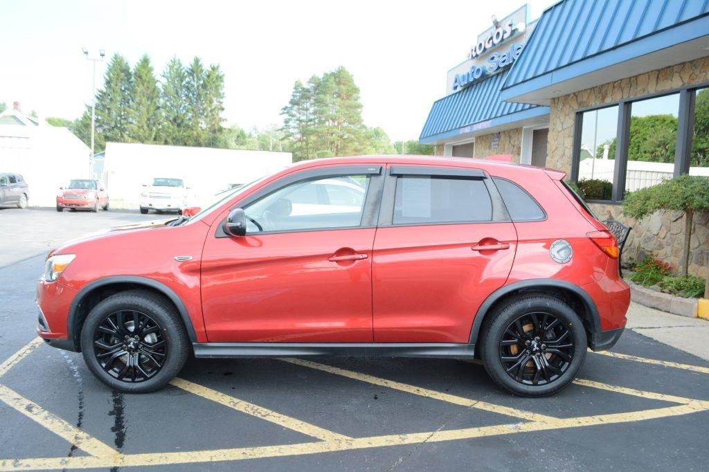 Mitsubishi Outlander Sport  2018
