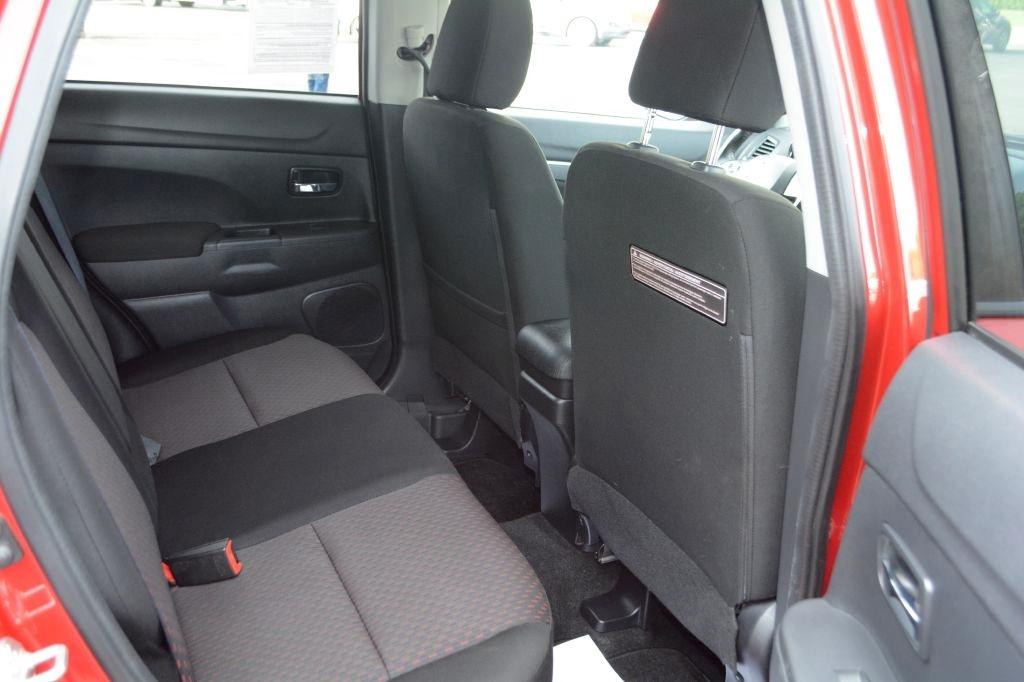 Mitsubishi Outlander Sport  2018