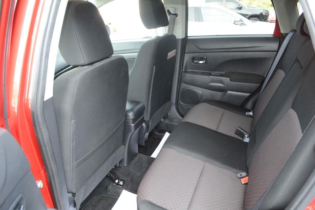 Mitsubishi Outlander Sport  2018