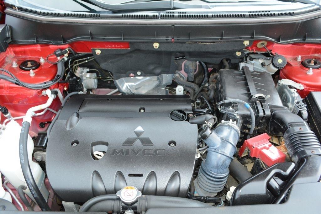 Mitsubishi Outlander Sport  2018