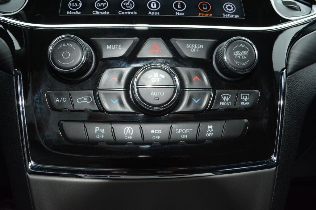 Jeep Grand Cherokee  2021