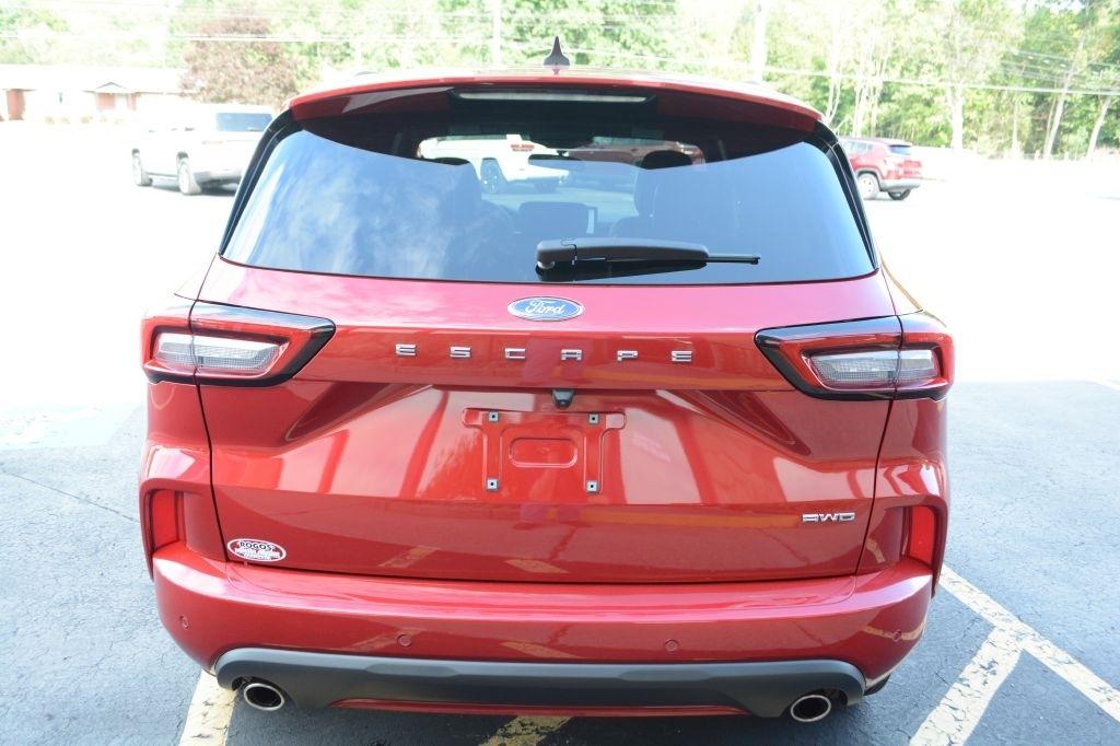 Ford Escape  2024