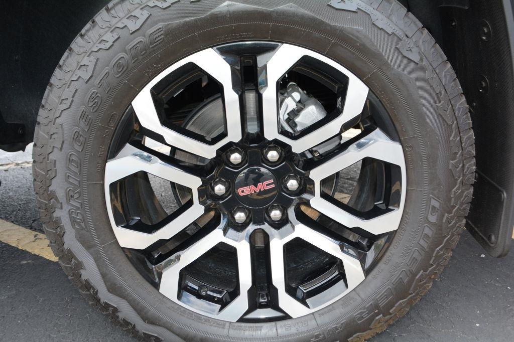 GMC Canyon  2025