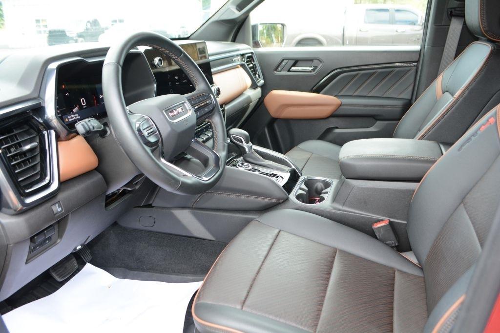 GMC Canyon  2025