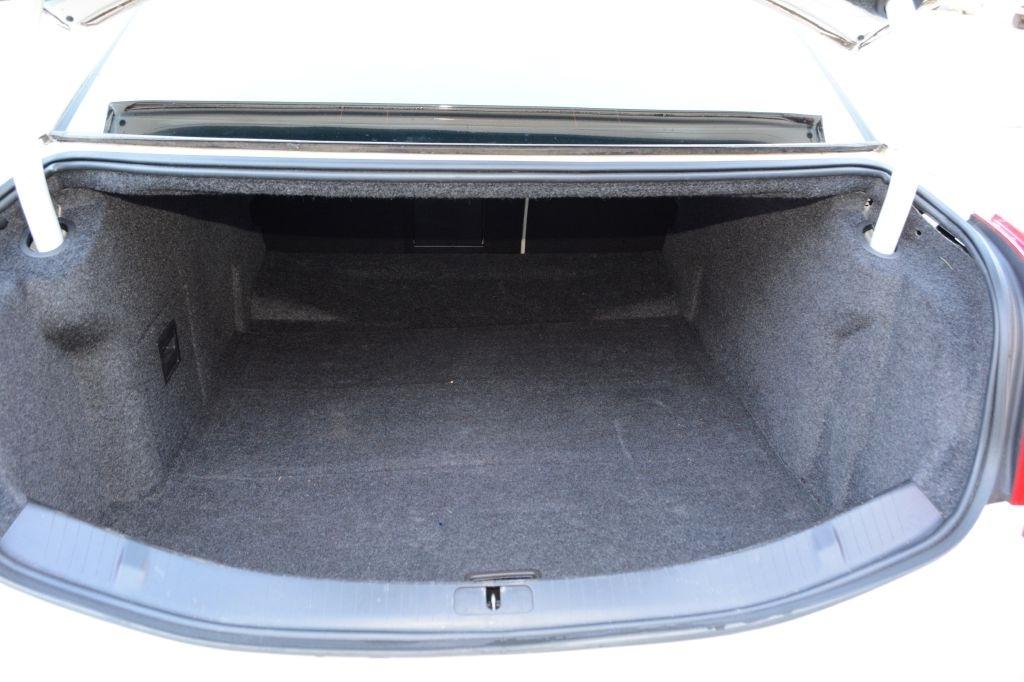 Cadillac XTS  2013