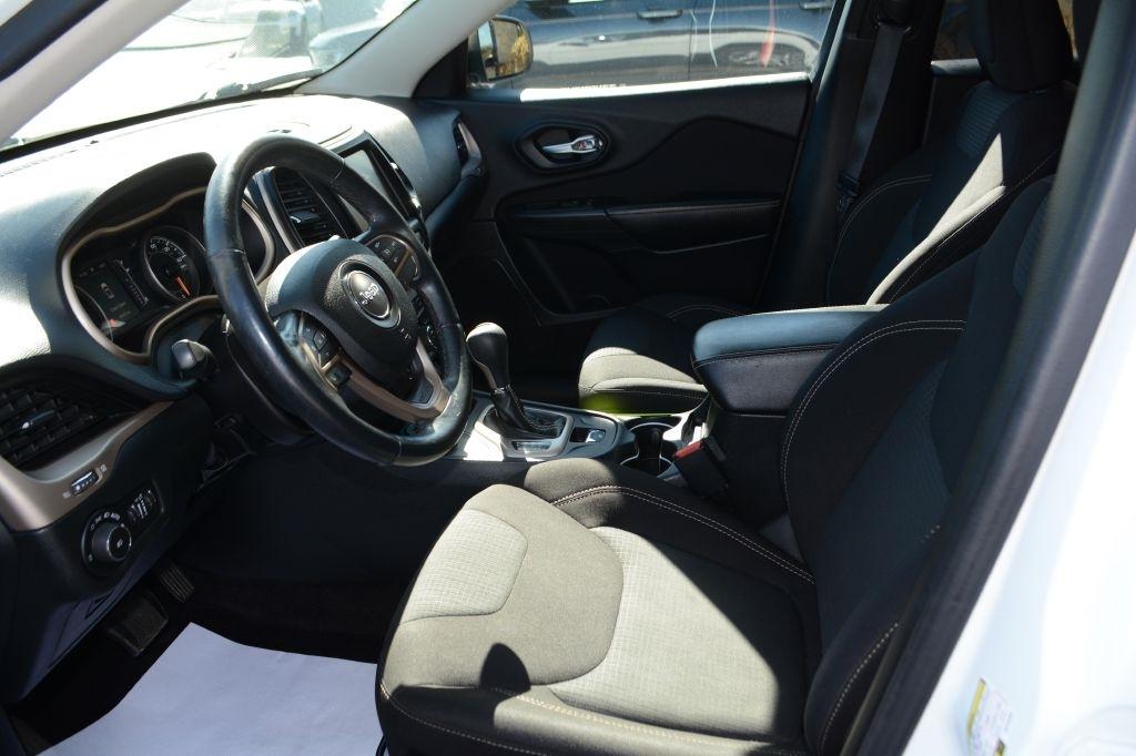 Jeep Cherokee  2016