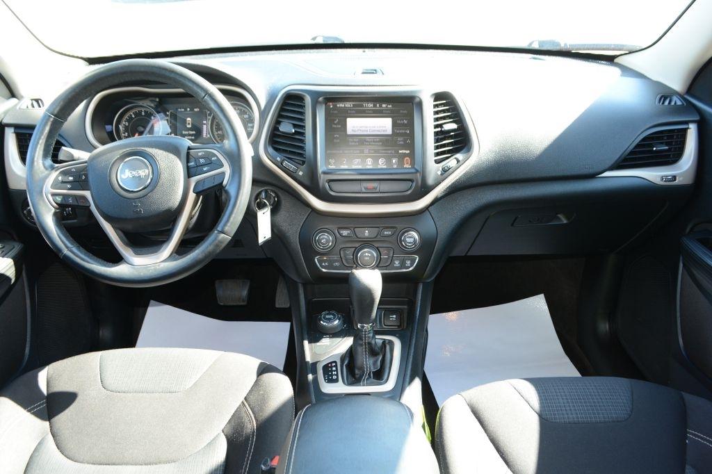 Jeep Cherokee  2016