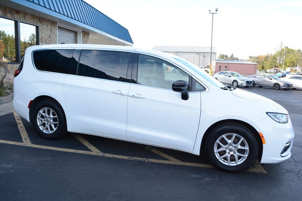 Chrysler Pacifica  2025