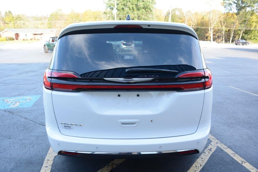 Chrysler Pacifica  2025