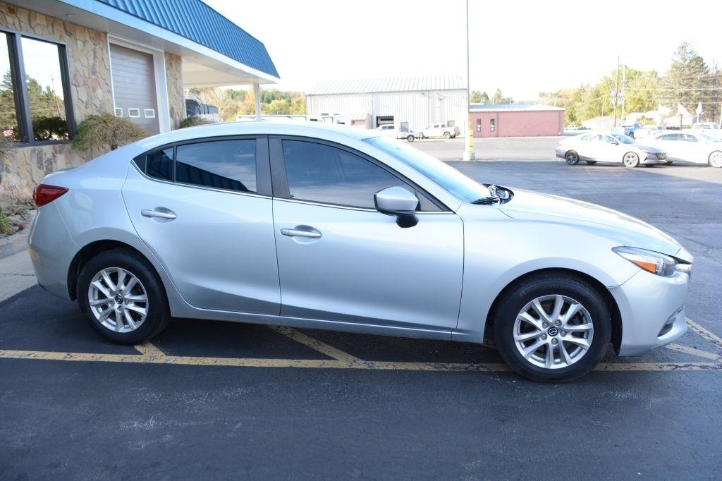 Mazda MAZDA3  2017