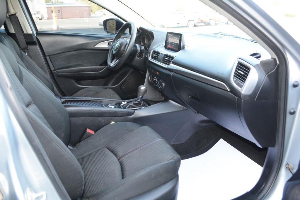 Mazda MAZDA3  2017