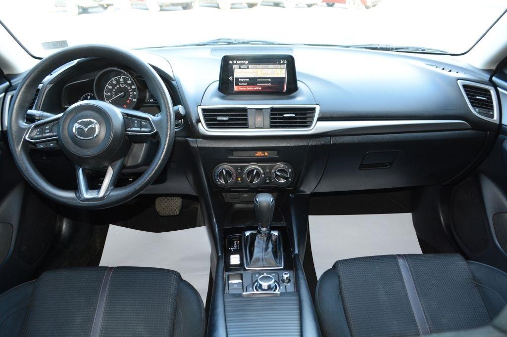 Mazda MAZDA3  2017
