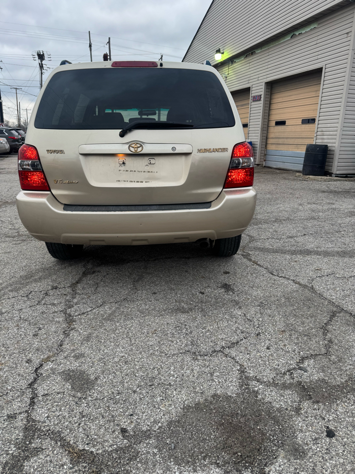 Toyota Highlander Limited V6 4WD 2005