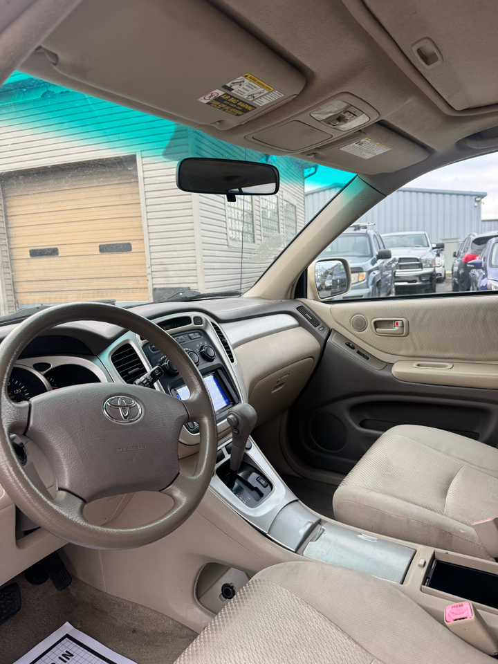 Toyota Highlander Limited V6 4WD 2005